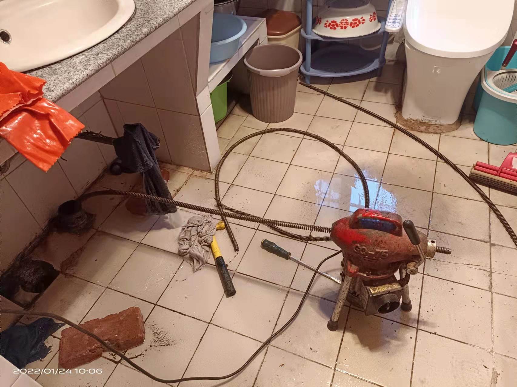 建始疏通厨房下水道，地漏疏通